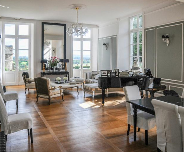 The living room at Chateau Quatre Saisons in Normandy