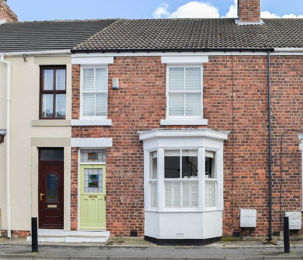 Hudson House in Coxhoe, near Durham, is a Victorian terrace sleeping 6 people